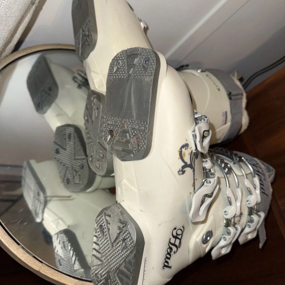 Head Women’s Ski Boots — Super Macro Easy Entry — White - Picture 9 of 9